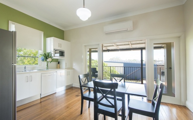Victoria Street Apartments – Balcony – Grafton