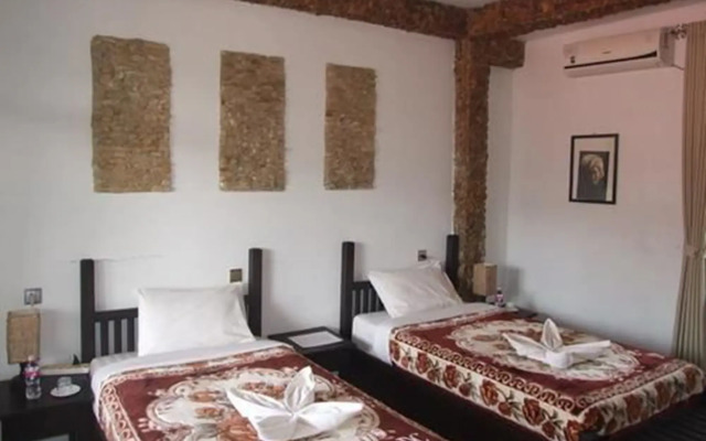 Aquarius Inn Inle Lake
