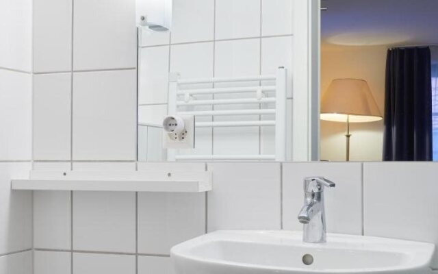 Aparthotel Hine Adon Fribourg City