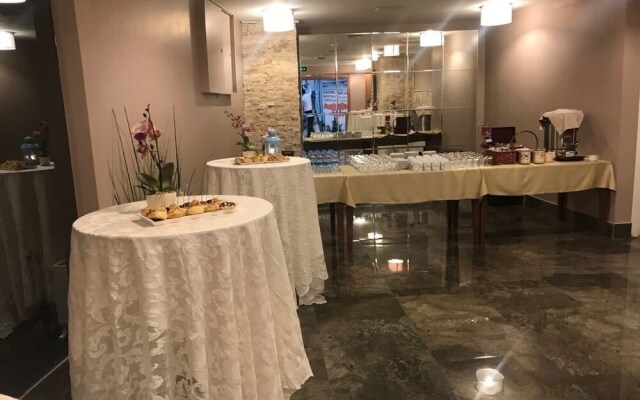 Usak Yucel Hotel