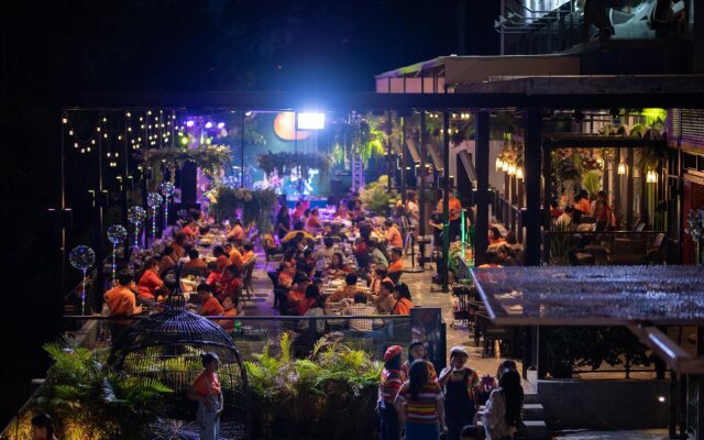 CBD 2 Hotel