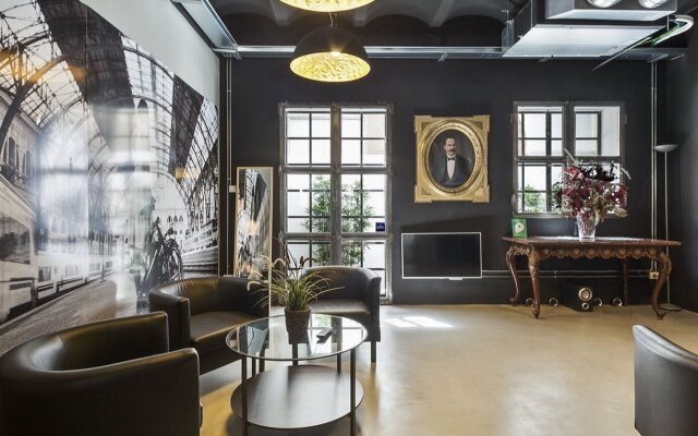 Gaia Fira rooms