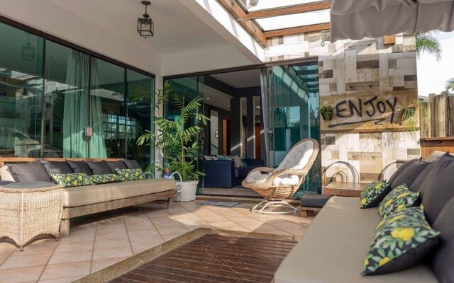 Casa de Luxo em Jurerê Internacional