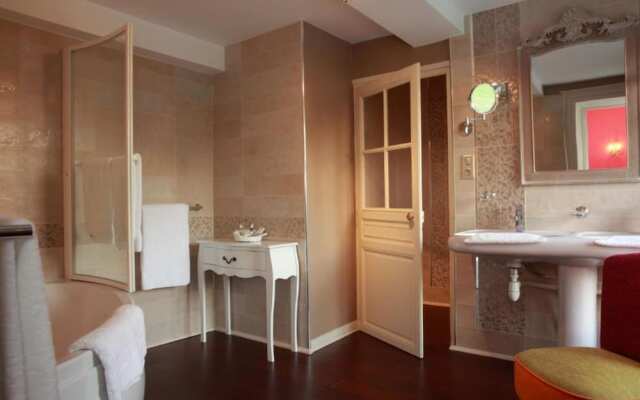 Le Domaine Chateau du Faucon