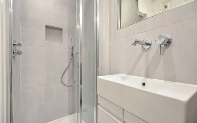 Leinster Square Serviced Apartments by Concept Apartments
