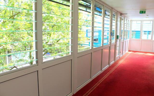 Hotel Lorien