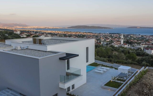 Villa Hedonist with Heated Pool