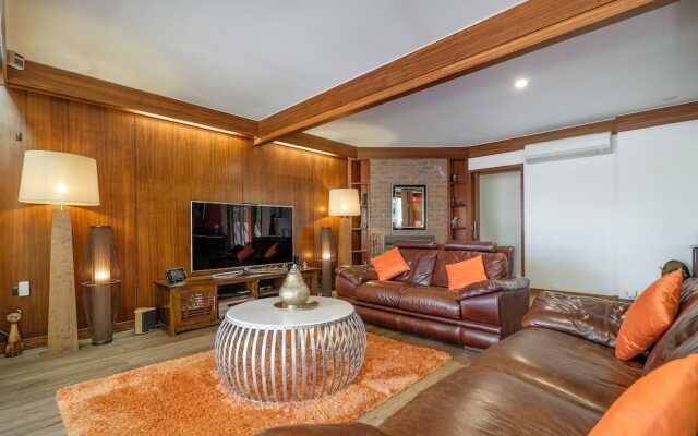 Brookfield Retreat