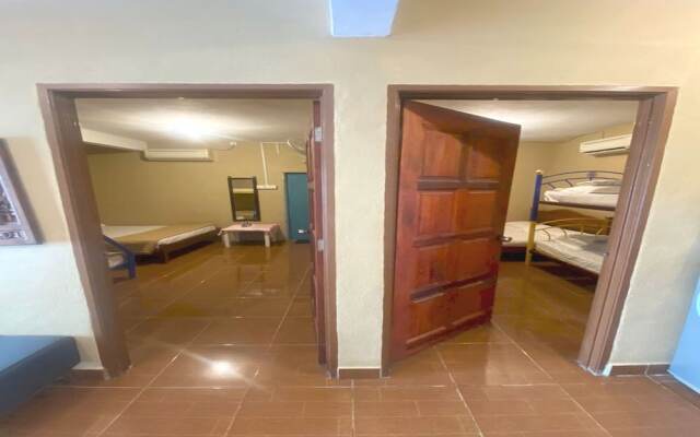 OYO 90910 Homestay D Lalang Inn