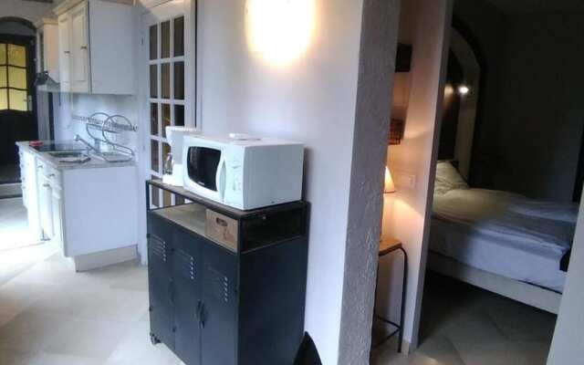 Villa Azur Cap D'ail Two-room Apartment n. 9