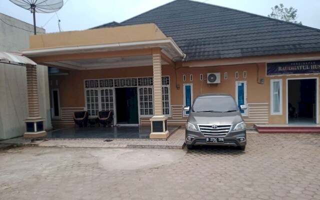 Hotel O Raudhatul Husna Homestay Syariah