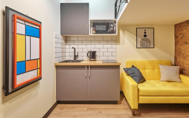 EasyGuest on Marat Street