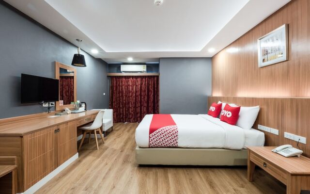 OYO 1126 Curve Boutique Pattaya