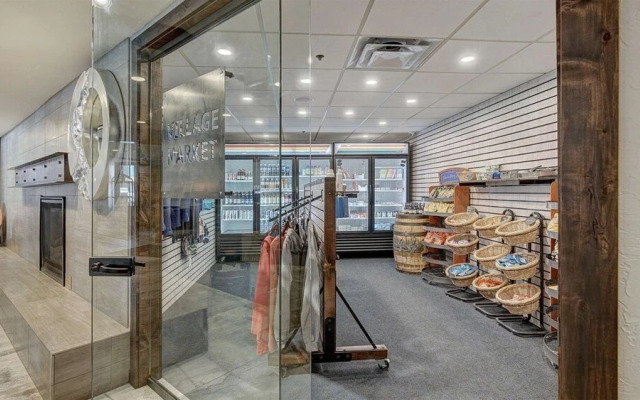 Comfortable 2-bedroom Village at Breckenridge Condo