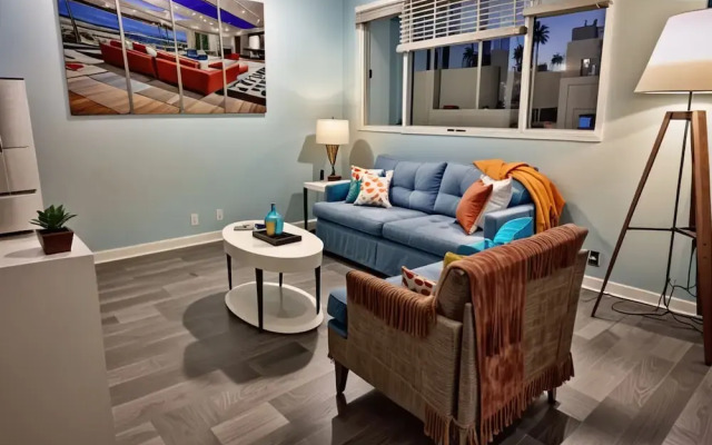 StaysPro - Venice Beach luxury Apartments minutes to The Marina And Santa Monica