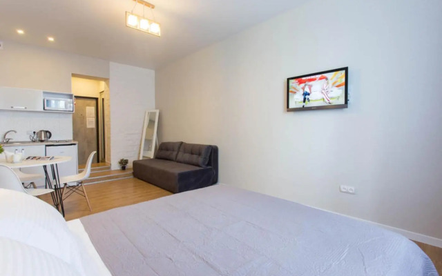 New studio, metro Pushkinska and Universytet - Chernyshevska str. 95-3