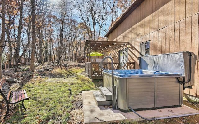 Poconos Vacation Rental w/ Pool Access & Hot Tub!