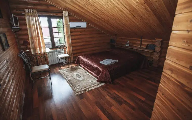 Пушкинский дворик