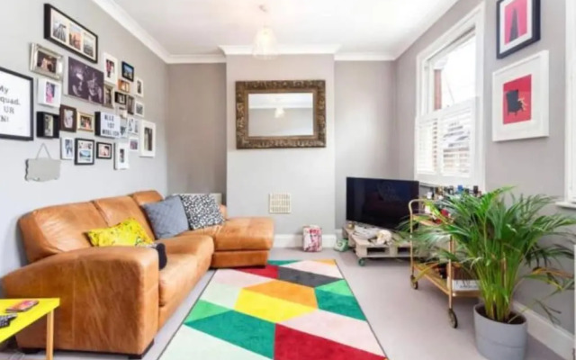 Lovely 1 Bedroom Home in SW London