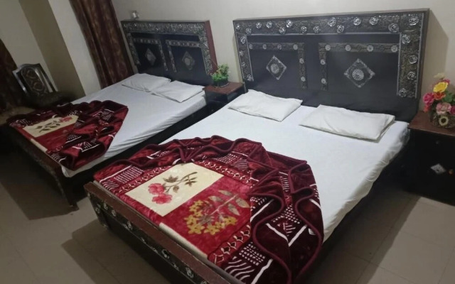 New Hajveri Hotel Lahore