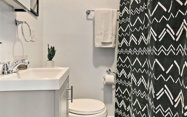 Cool 2BR Wrigleyville close to Fun City