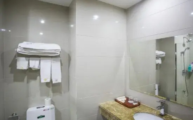 JunYu Hotel