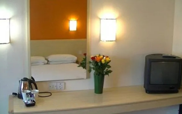 Redwings Lodge Dunstable