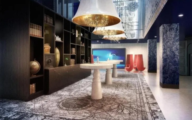 Andaz Amsterdam (Garden View)
