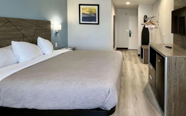 Quality Inn Tracy I-205