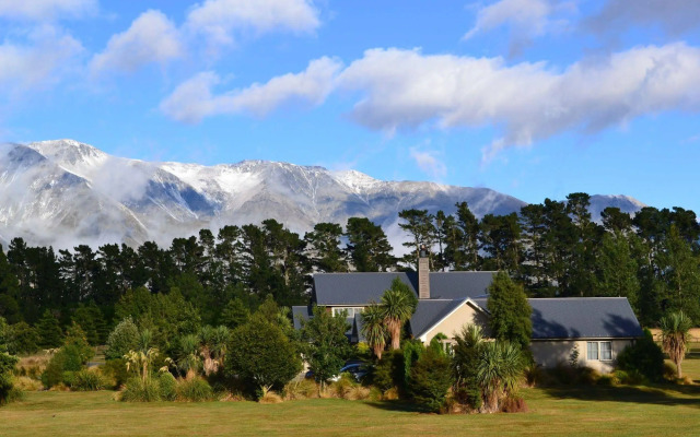 Quickenberry Guesthouse