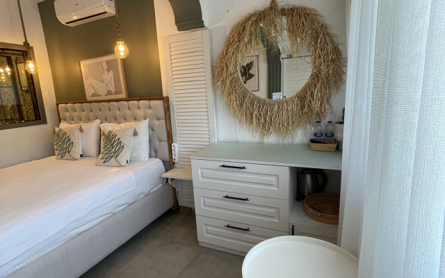 Liman Hotel Gumusluk- Adult Only