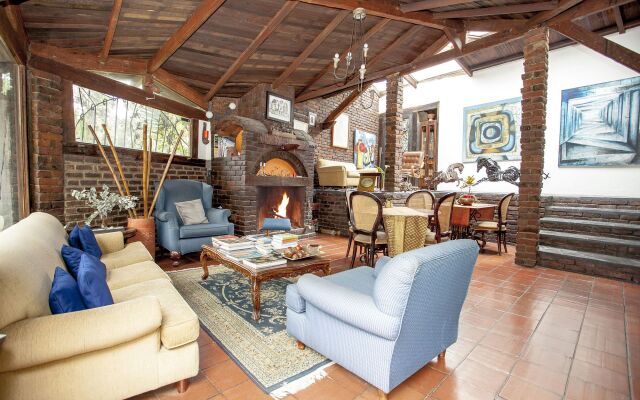 LA COLINA Hotel Cottage