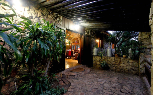 Shayamoya Tiger Fishing and Game Lodge