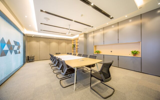 Atour Hotel Changhong North Road Xiangyang