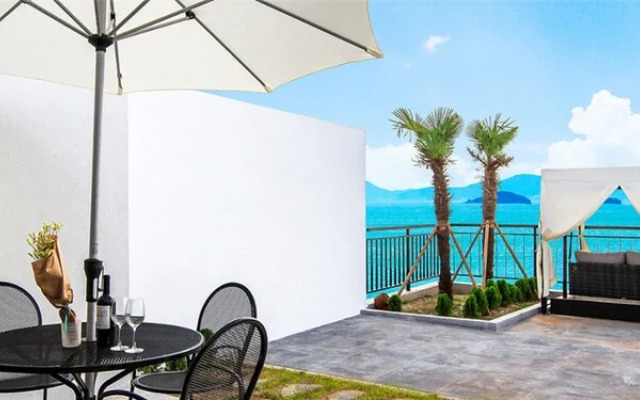 Le Ciel Pool Villa Pension