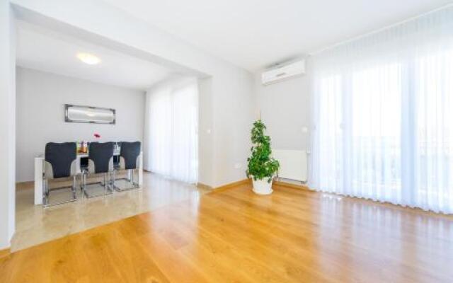 Apartments J.B Exclusive