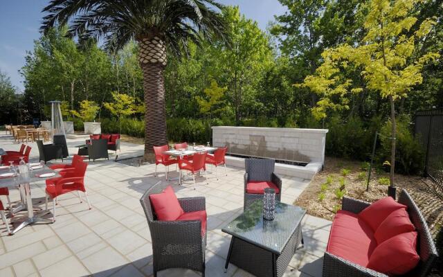 Imperia Hotel & Suites Terrebonne