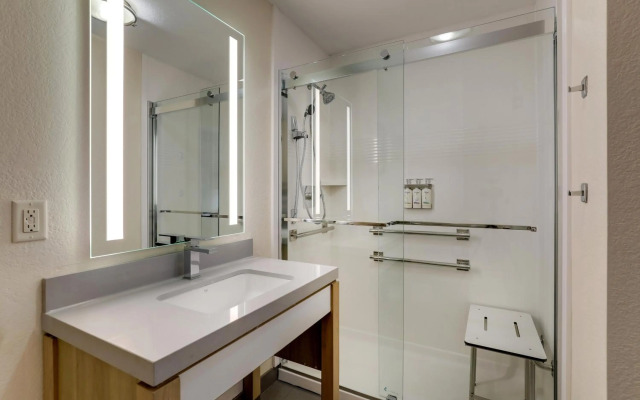 Candlewood Suites Lexington by IHG