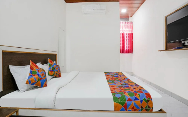 Fabexpress Sai Lodging I