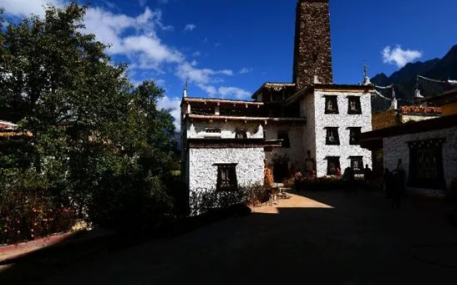 Kangbo Gudiaolou Hotel