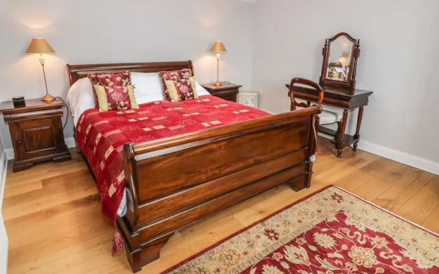 Bracken Holiday Cottage