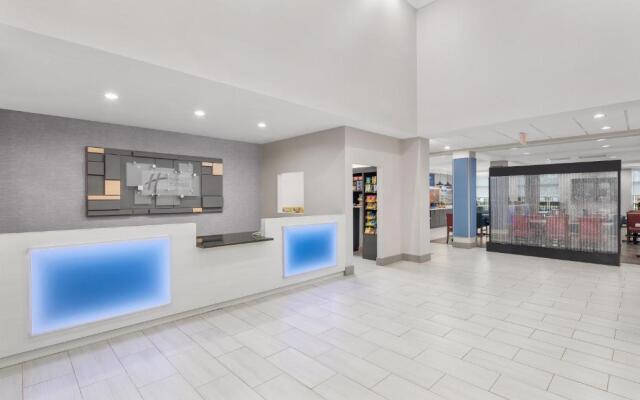 Holiday Inn Express & Suites Palm Bay by IHG