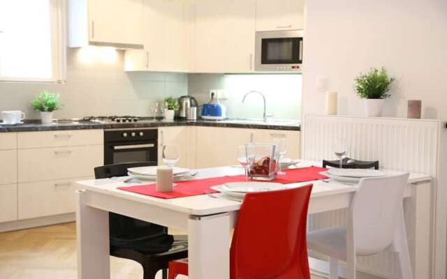 Large Wenceslas Square Apartment