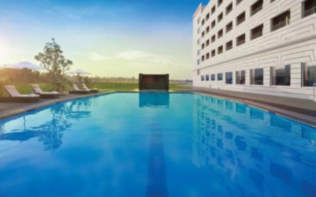 Hotel Naveen Lakeside