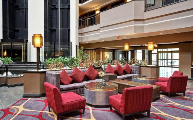 Embassy Suites by Hilton Dulles Airport
