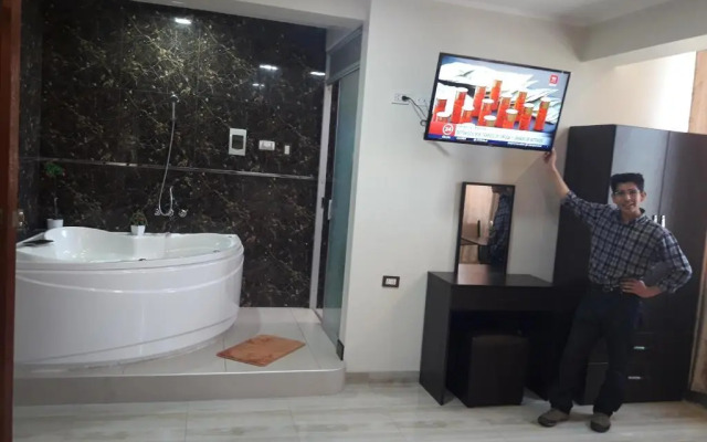 APART-HOTEL DIAMANTE 1er piso - 3 HABITACIONES - TACNA