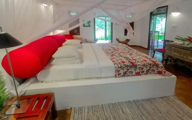 Apa Villa Illuketia