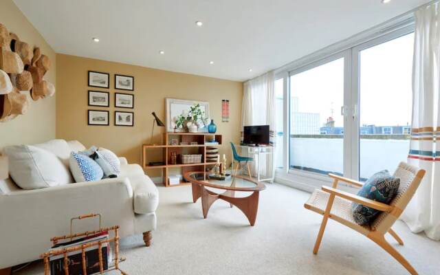 Designer 1-Bed in Fulham 3mins From Tube