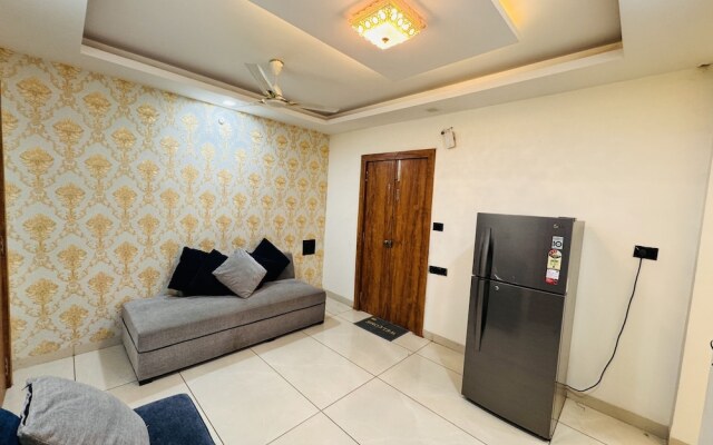 HomeEscape Luxe 2BHK Penthouse Near LIG