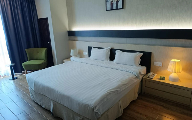 Lintas Platinum Hotel